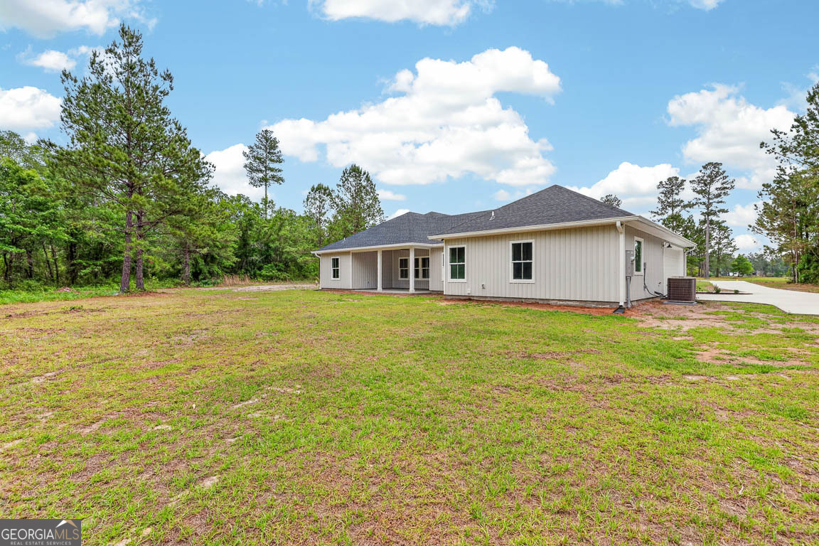 121 Bartram Loop Waynesville GA 31566