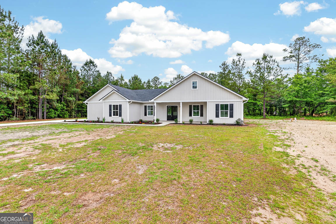 121 Bartram Loop Waynesville GA 31566