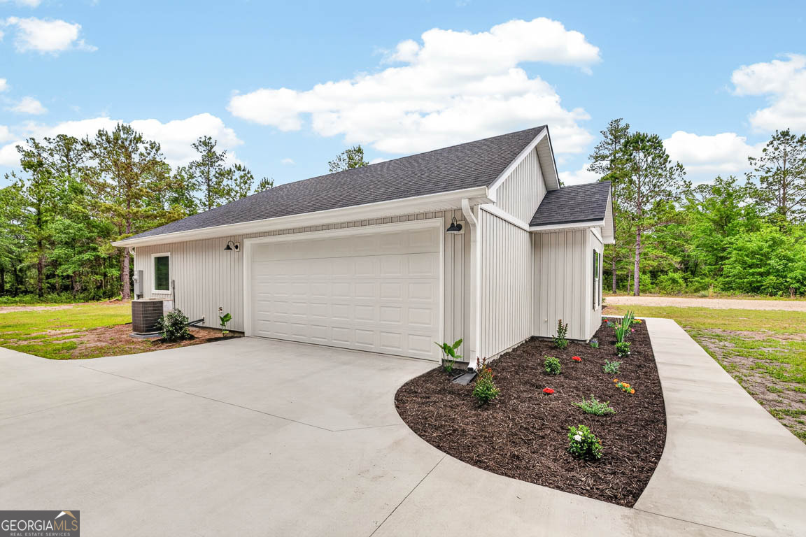 121 Bartram Loop Waynesville GA 31566