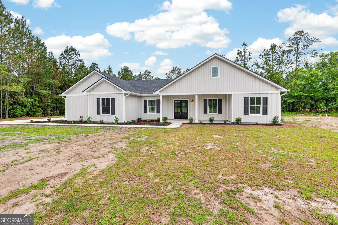121 Bartram Loop Waynesville GA 31566