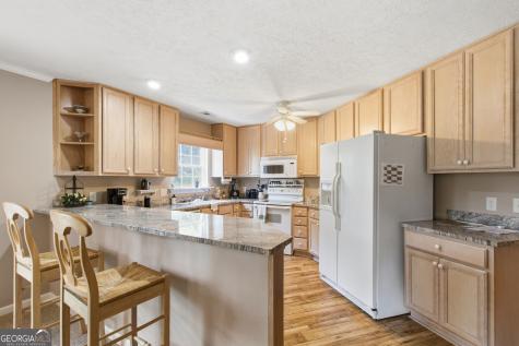 300 Ginger Creek #307 Clayton GA 30525