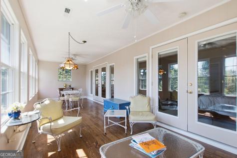 300 Ginger Creek #307 Clayton GA 30525