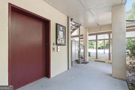 300 Ginger Creek #307 Clayton GA 30525