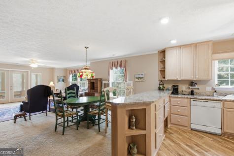300 Ginger Creek #307 Clayton GA 30525