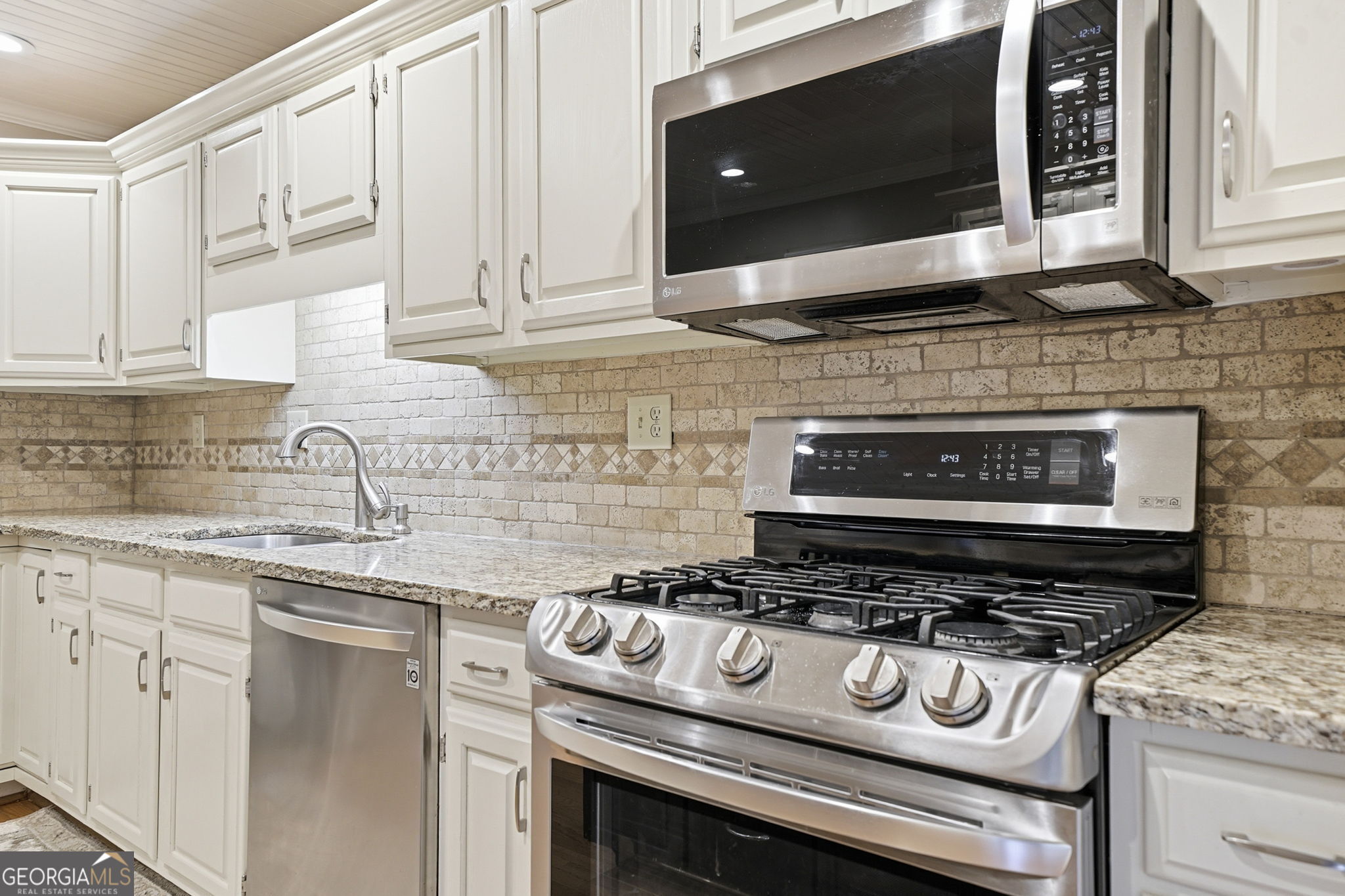 4967 Willow Creek Drive Woodstock GA 30188