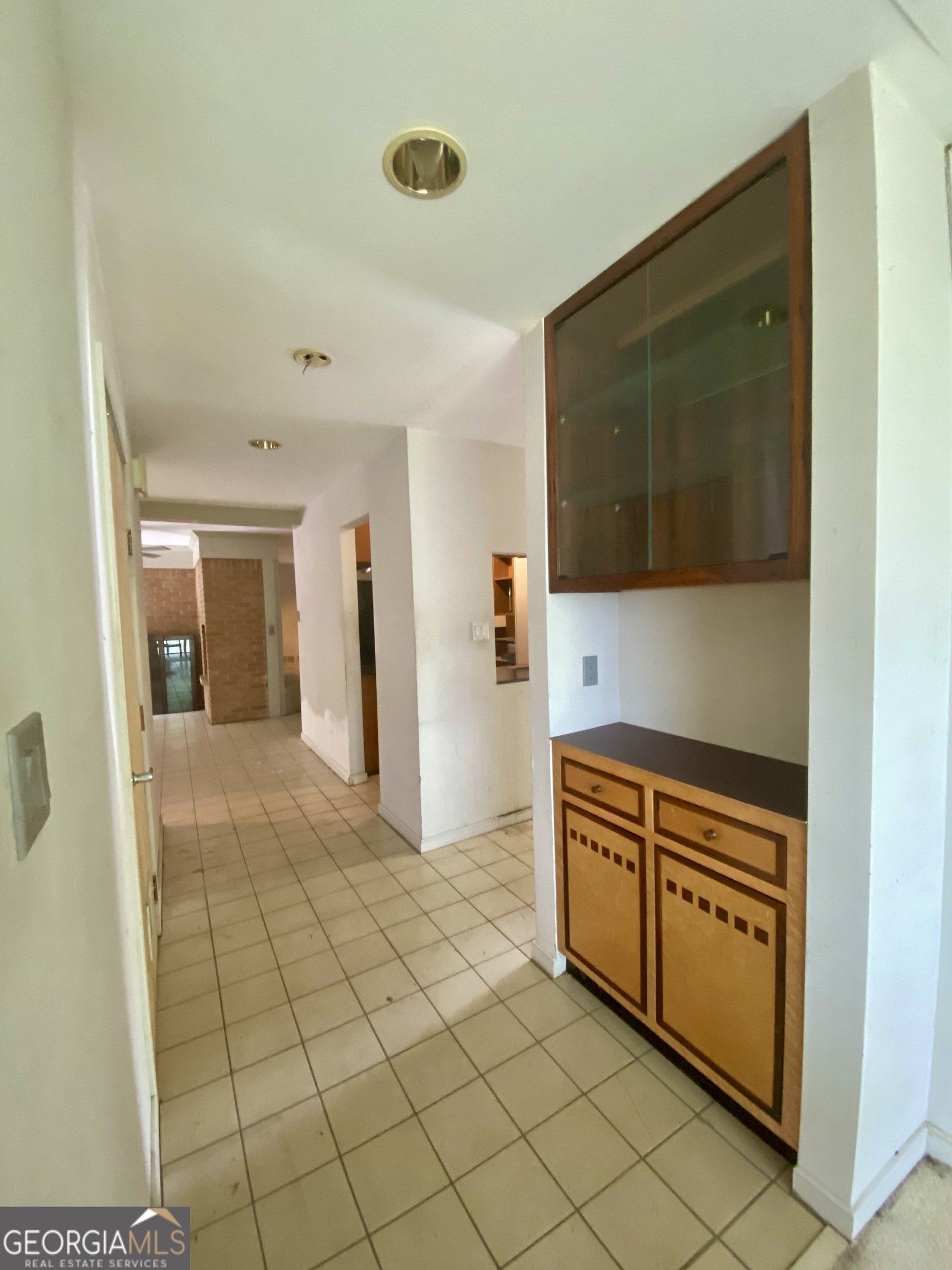 2700 SW The Fontainebleau SW Atlanta GA 30331