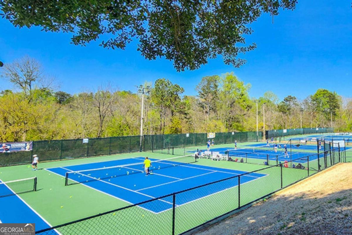 318 Sandy Springs Circle Atlanta GA 30328