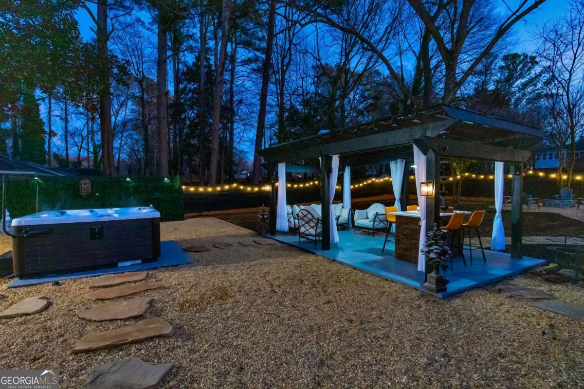 1810 Kinridge Road Marietta GA 30062
