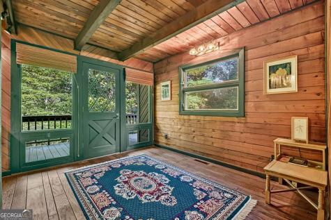 685 Cross Creek Mineral Bluff GA 30559