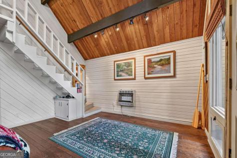 685 Cross Creek Mineral Bluff GA 30559