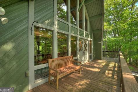 685 Cross Creek Mineral Bluff GA 30559