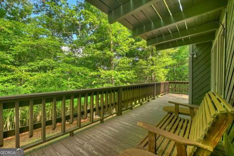 685 Cross Creek Mineral Bluff GA 30559