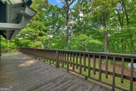 685 Cross Creek Mineral Bluff GA 30559