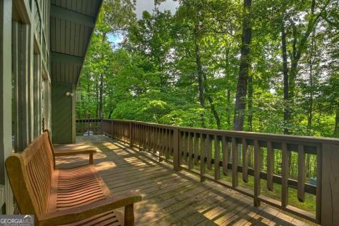 685 Cross Creek Mineral Bluff GA 30559