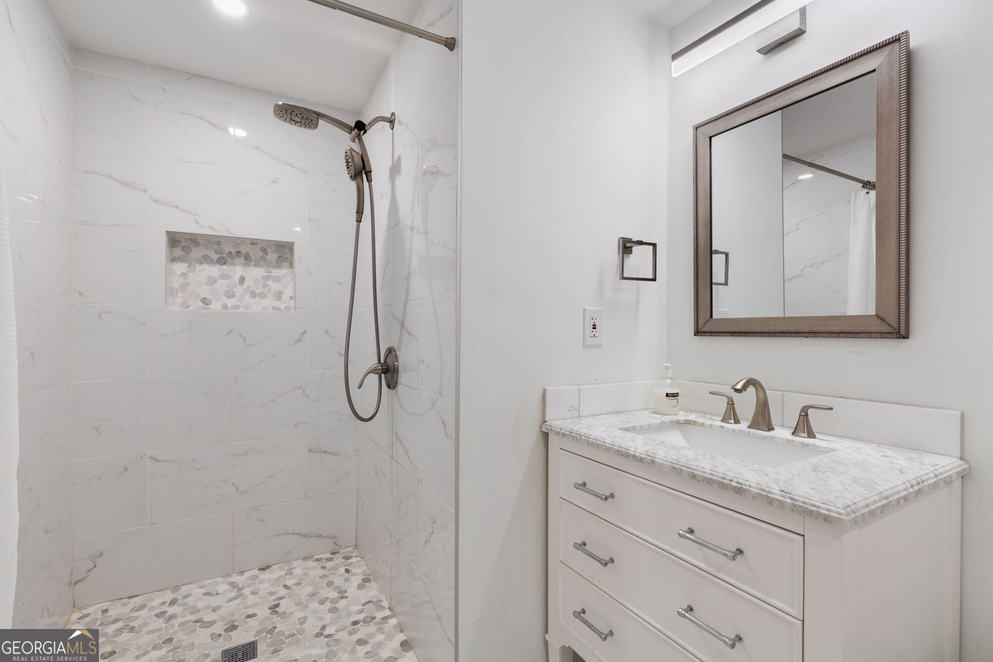 4290 Canterbury Walk Drive Duluth GA 30097