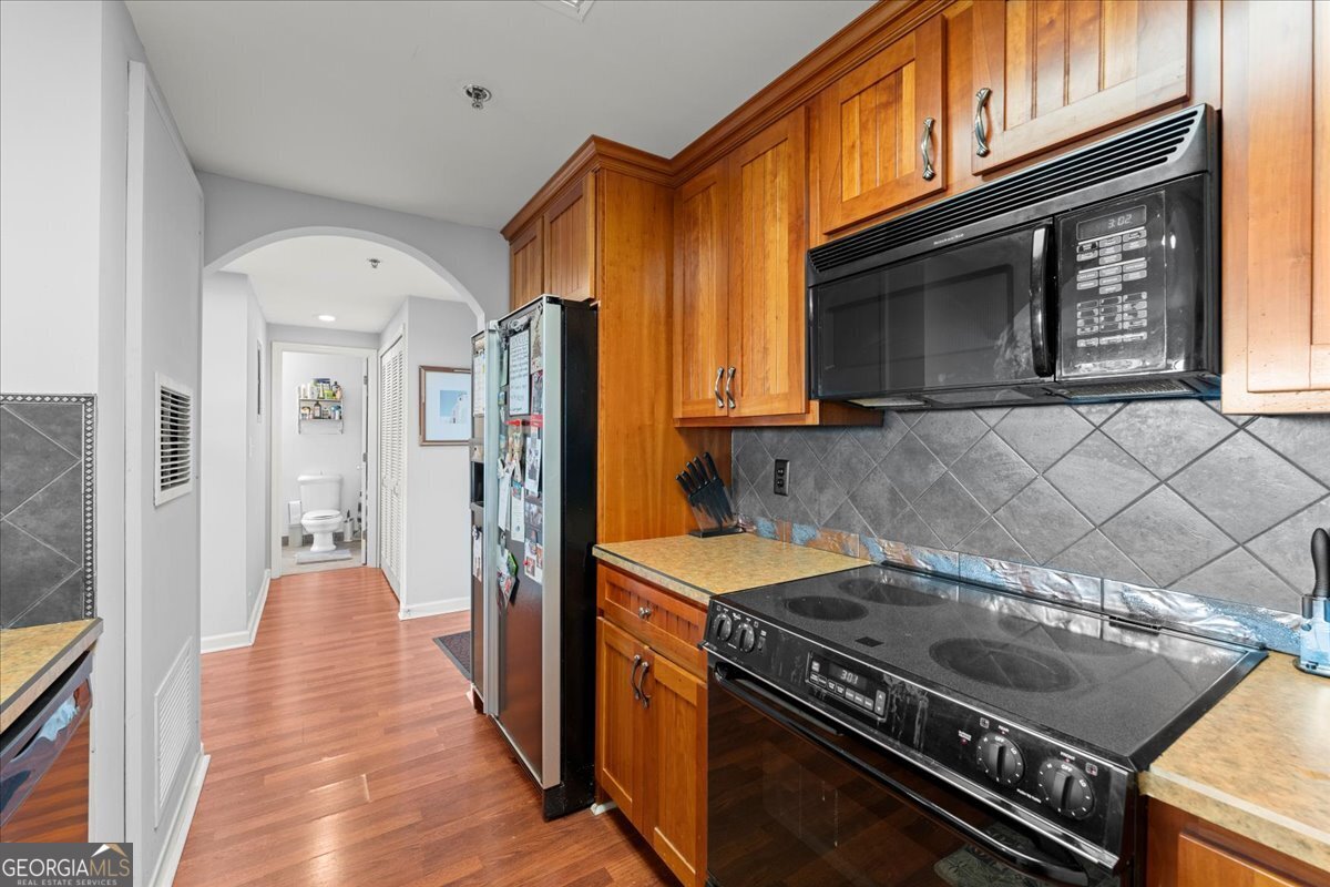 3481 Lakeside Drive NE Atlanta GA 30326