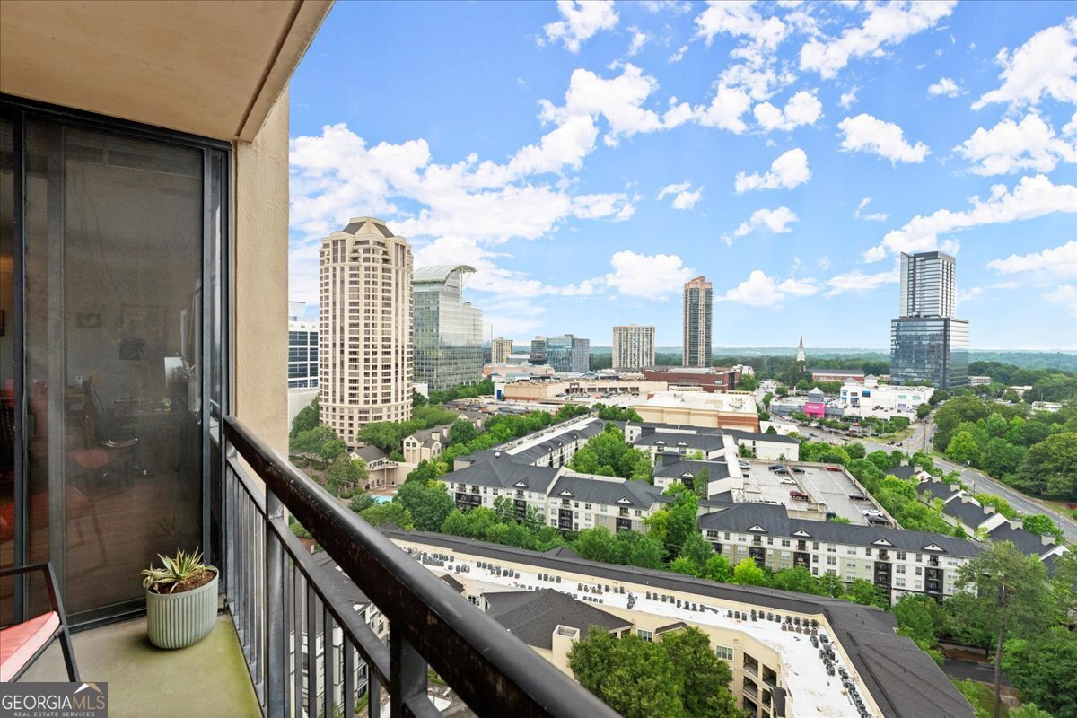 3481 Lakeside Drive NE Atlanta GA 30326