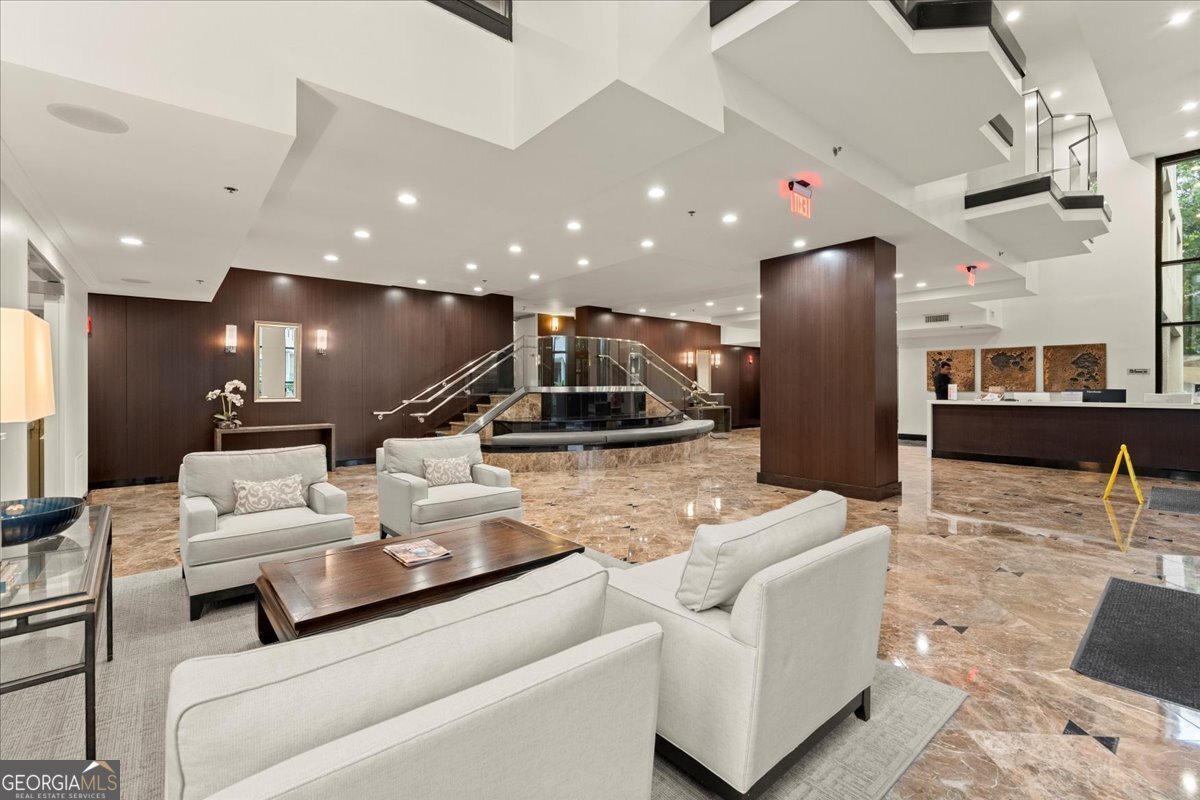 3481 Lakeside Drive NE Atlanta GA 30326