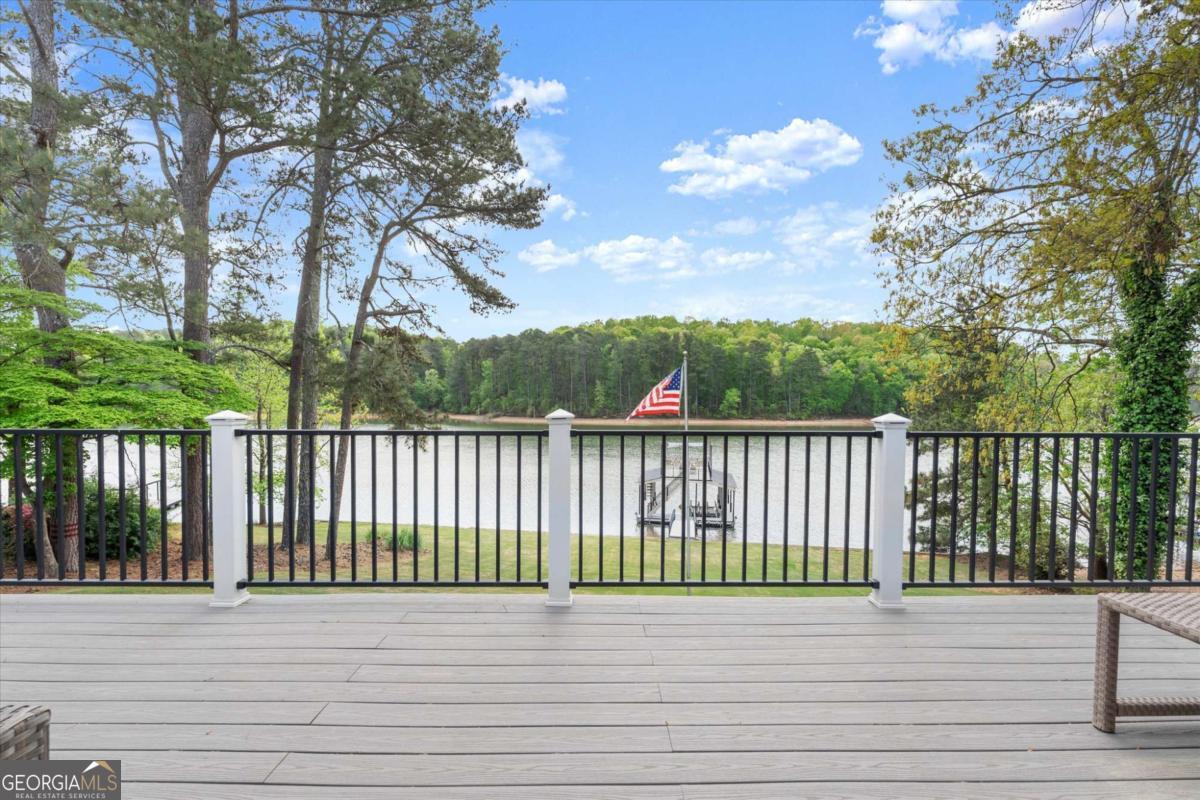 924 Pine Circle Woodstock GA 30189