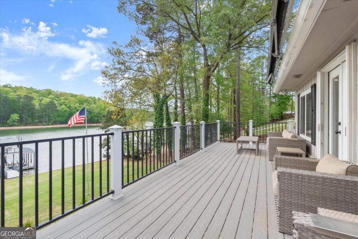 924 Pine Circle Woodstock GA 30189