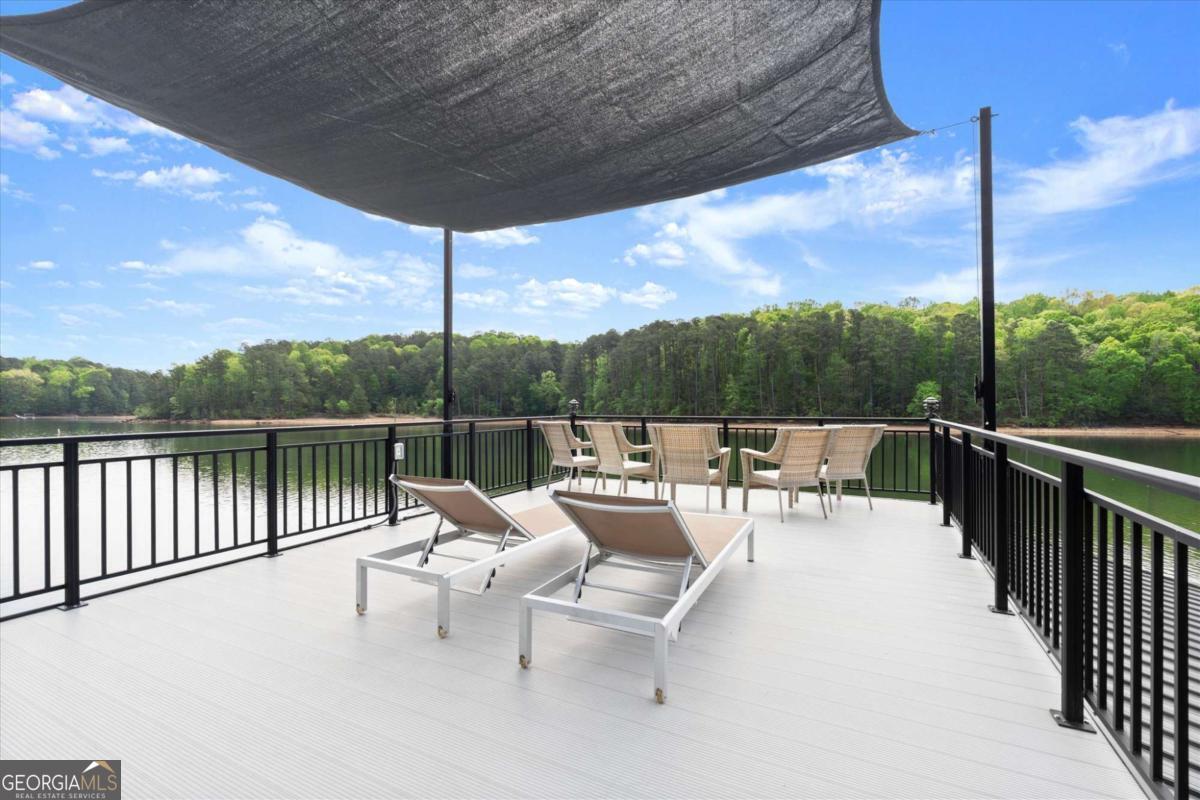 924 Pine Circle Woodstock GA 30189