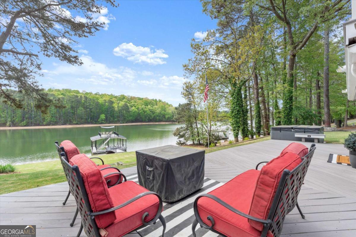 924 Pine Circle Woodstock GA 30189