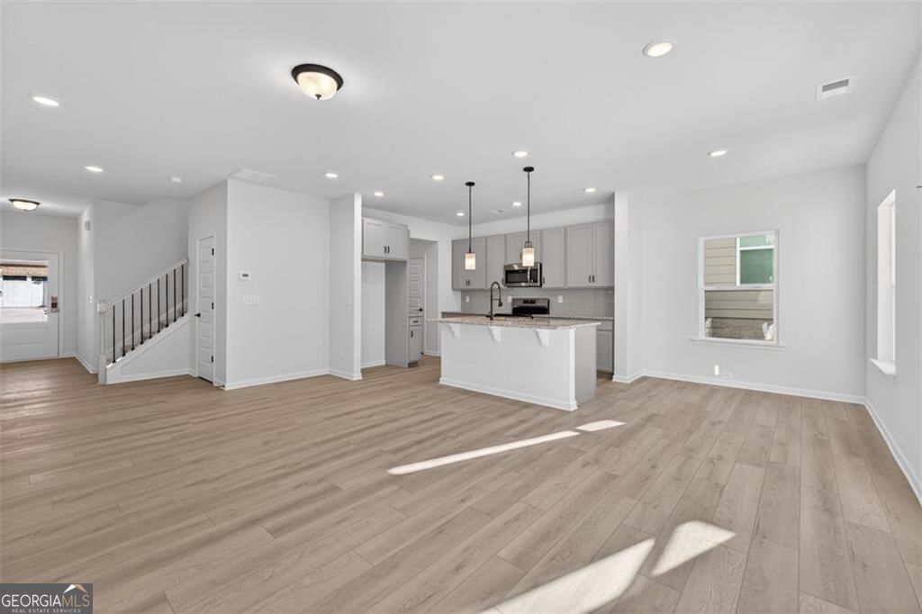 1180 Ravencliff Drive Austell GA 30168