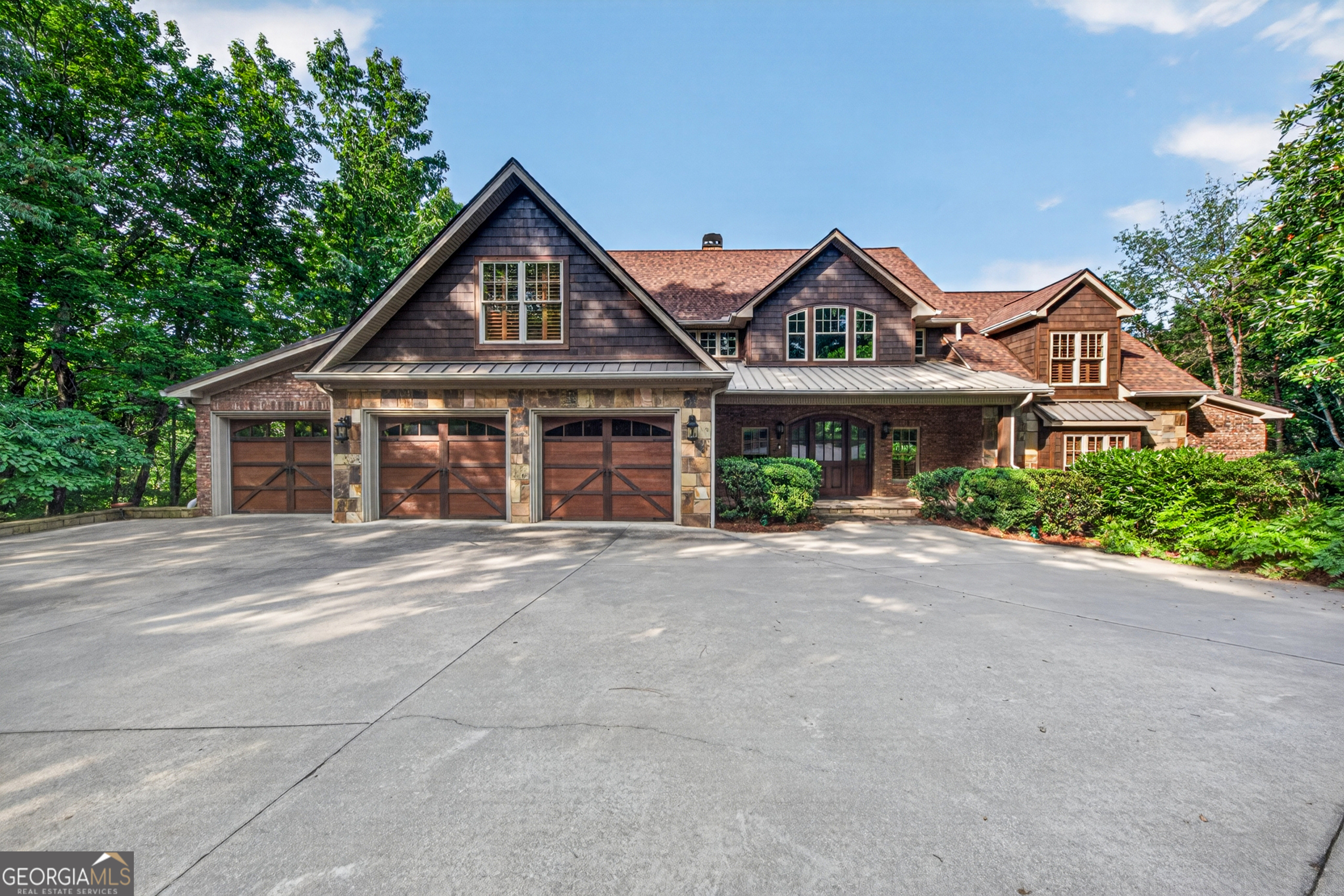 795 Chenocetah Drive Cornelia GA 30531
