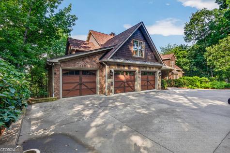 795 Chenocetah Drive Cornelia GA 30531