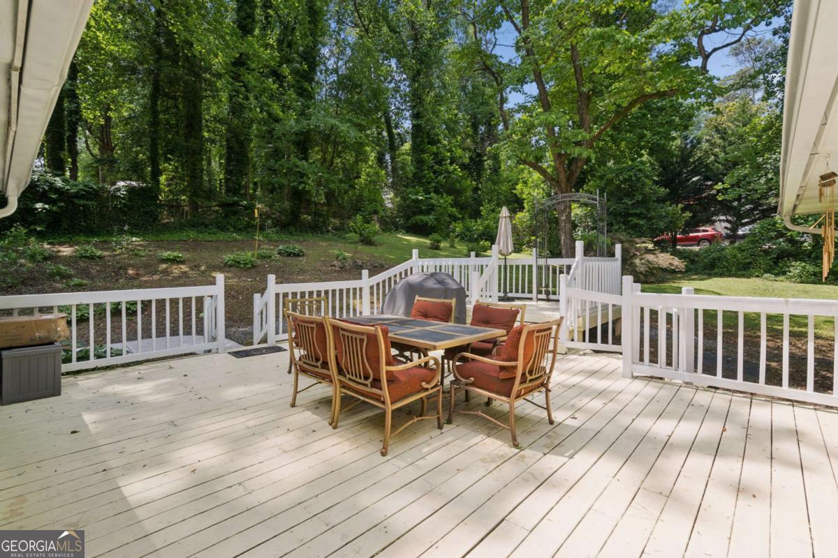 2530 Rolling View Drive SE Smyrna GA 30080