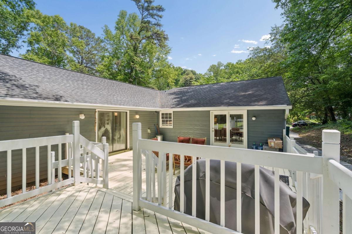 2530 Rolling View Drive SE Smyrna GA 30080