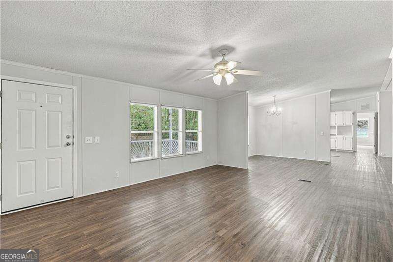 355 Isbell Road SE Silver Creek GA 30173
