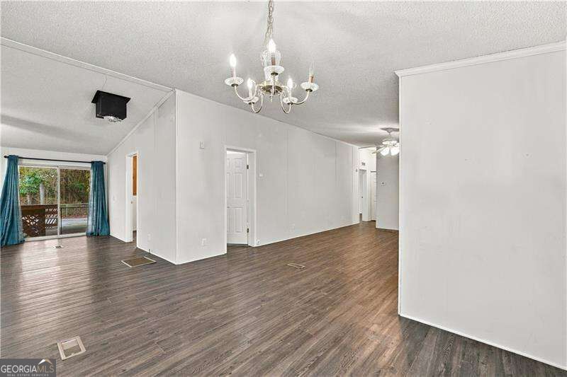 355 Isbell Road SE Silver Creek GA 30173