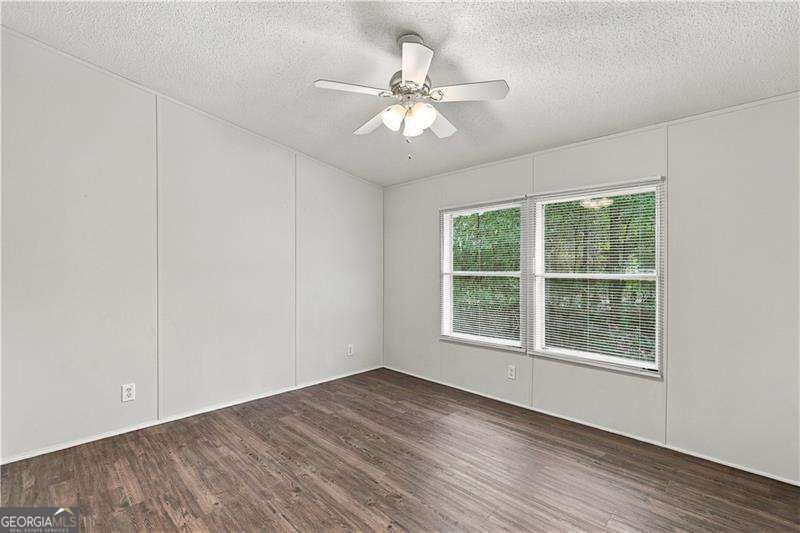 355 Isbell Road SE Silver Creek GA 30173