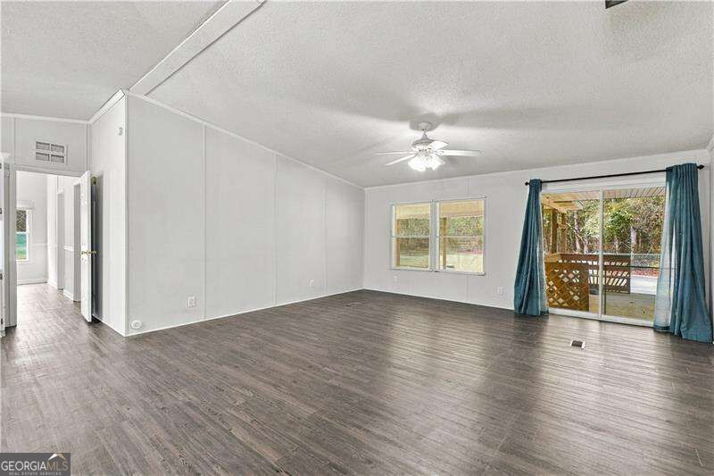 355 Isbell Road SE Silver Creek GA 30173