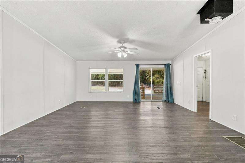 355 Isbell Road SE Silver Creek GA 30173