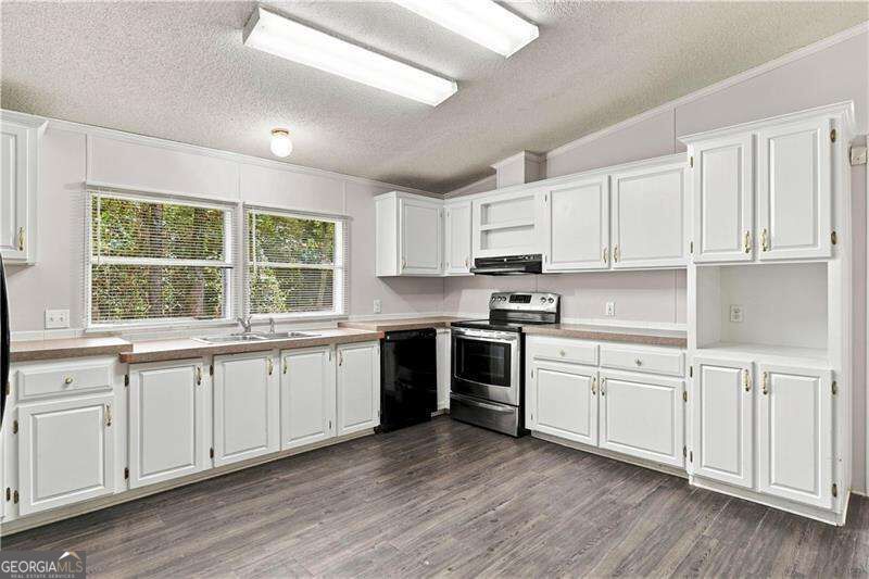 355 Isbell Road SE Silver Creek GA 30173
