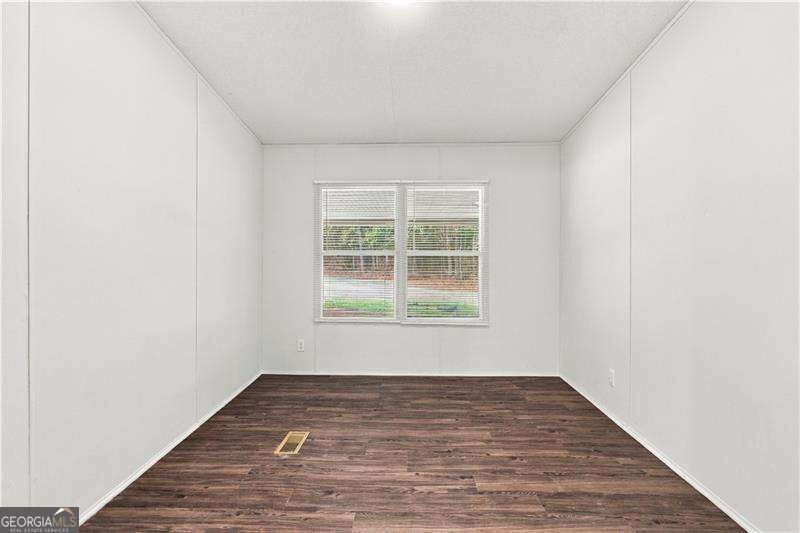 355 Isbell Road SE Silver Creek GA 30173