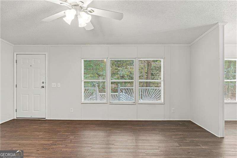 355 Isbell Road SE Silver Creek GA 30173