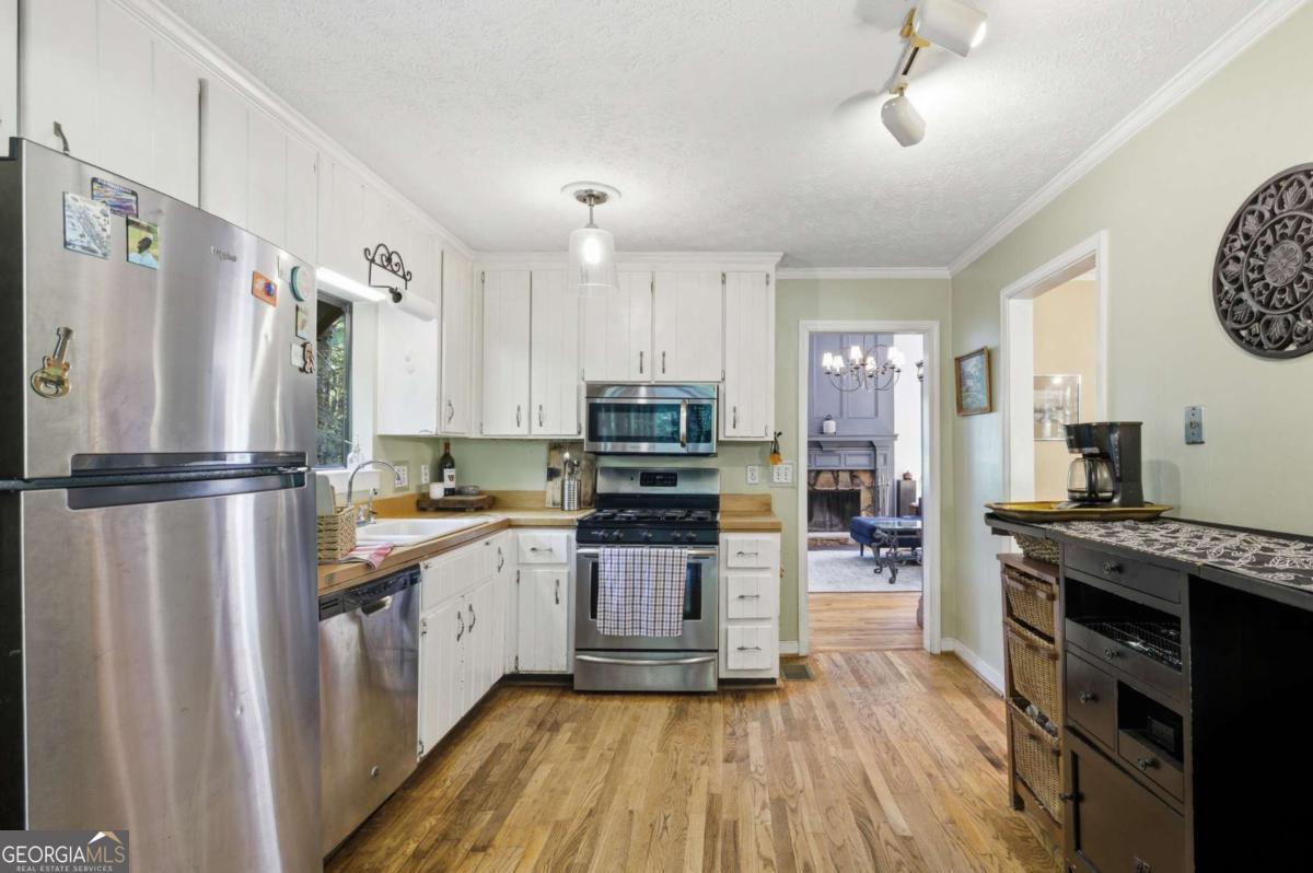 2894 Mcpherson Road NE Roswell GA 30075