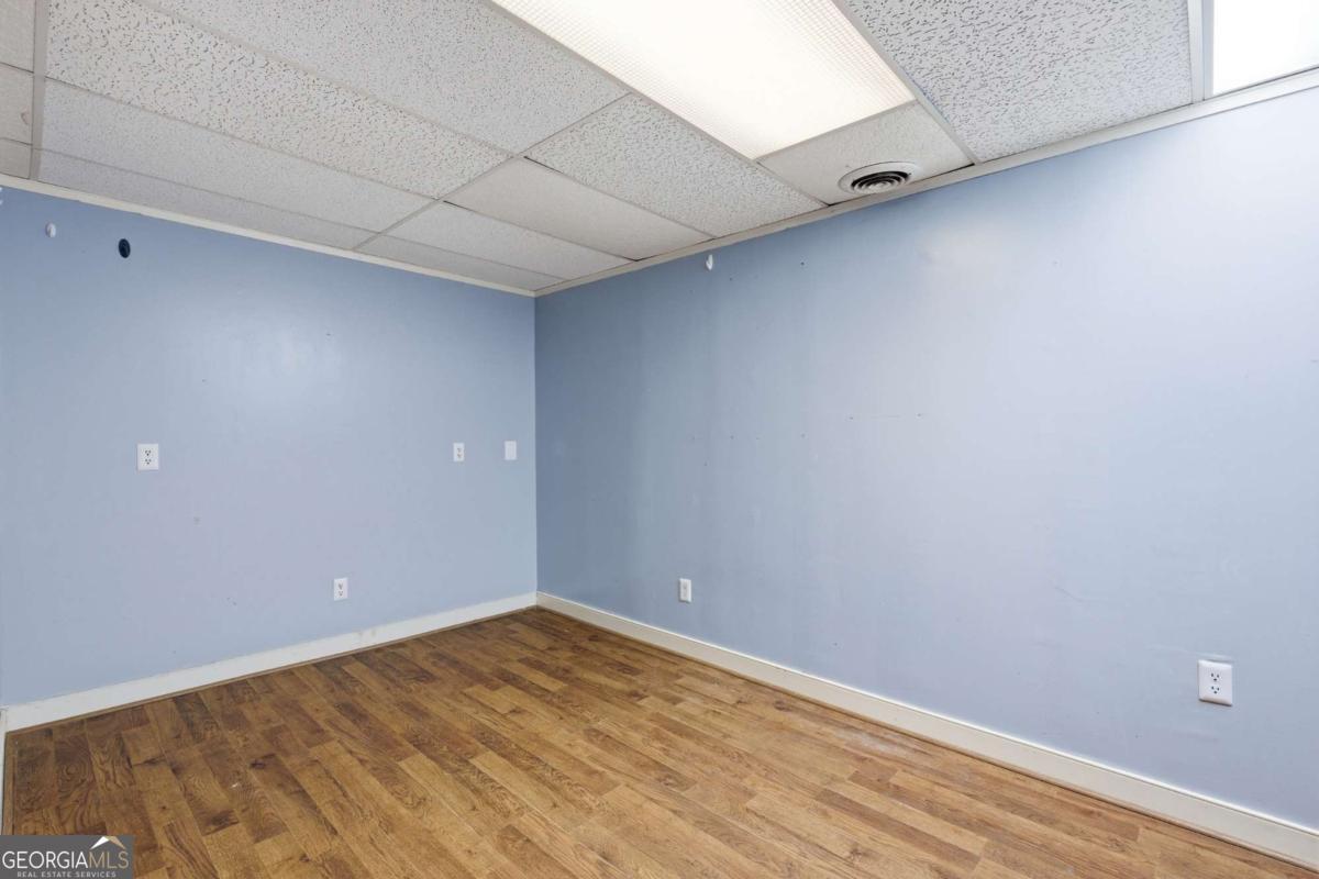 2894 Mcpherson Road NE Roswell GA 30075