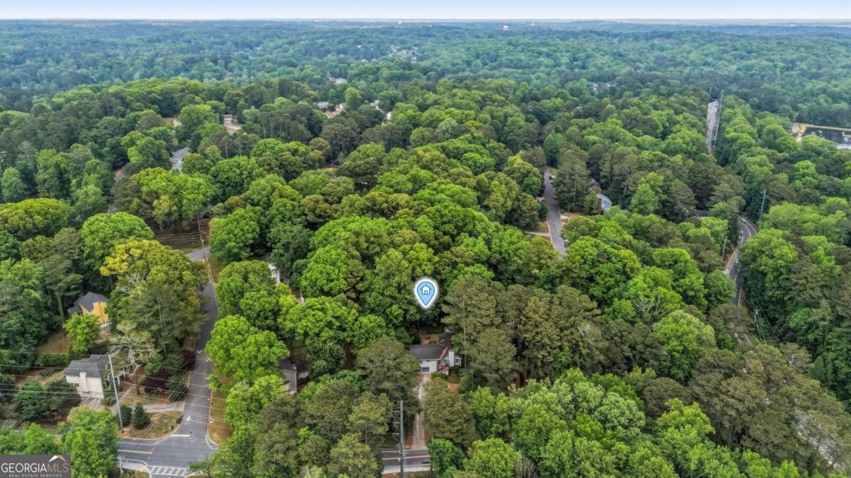 2894 Mcpherson Road NE Roswell GA 30075