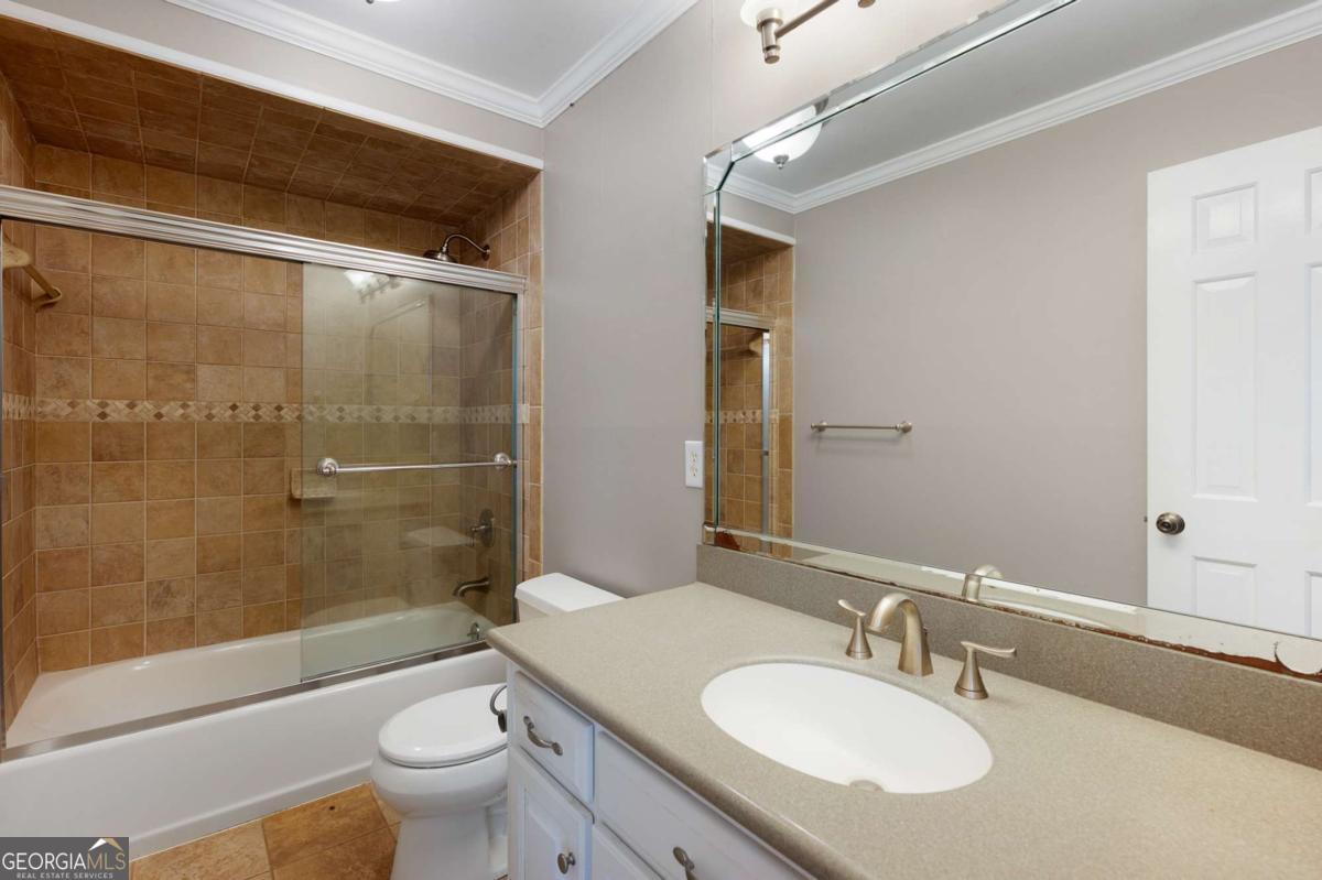 127 Windsor Drive Calhoun GA 30701