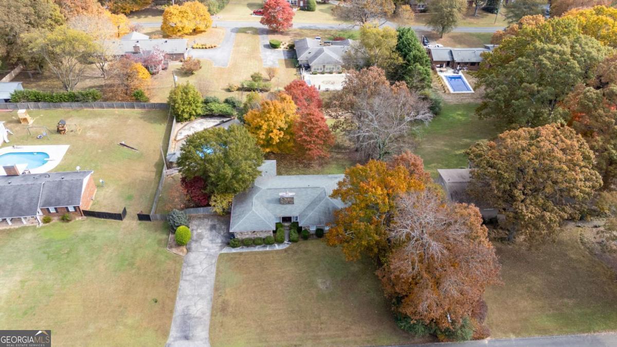 127 Windsor Drive Calhoun GA 30701