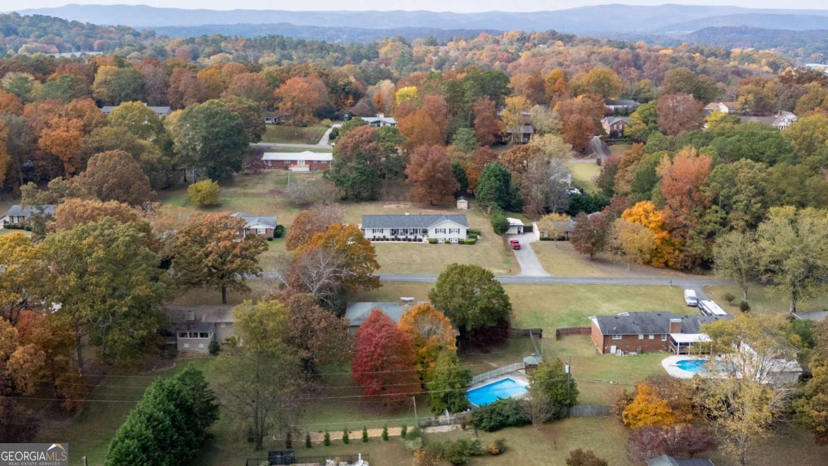 127 Windsor Drive Calhoun GA 30701