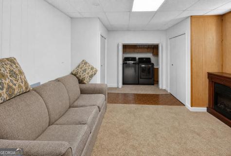 959 Hillcrest Drive Mccaysville GA 30555