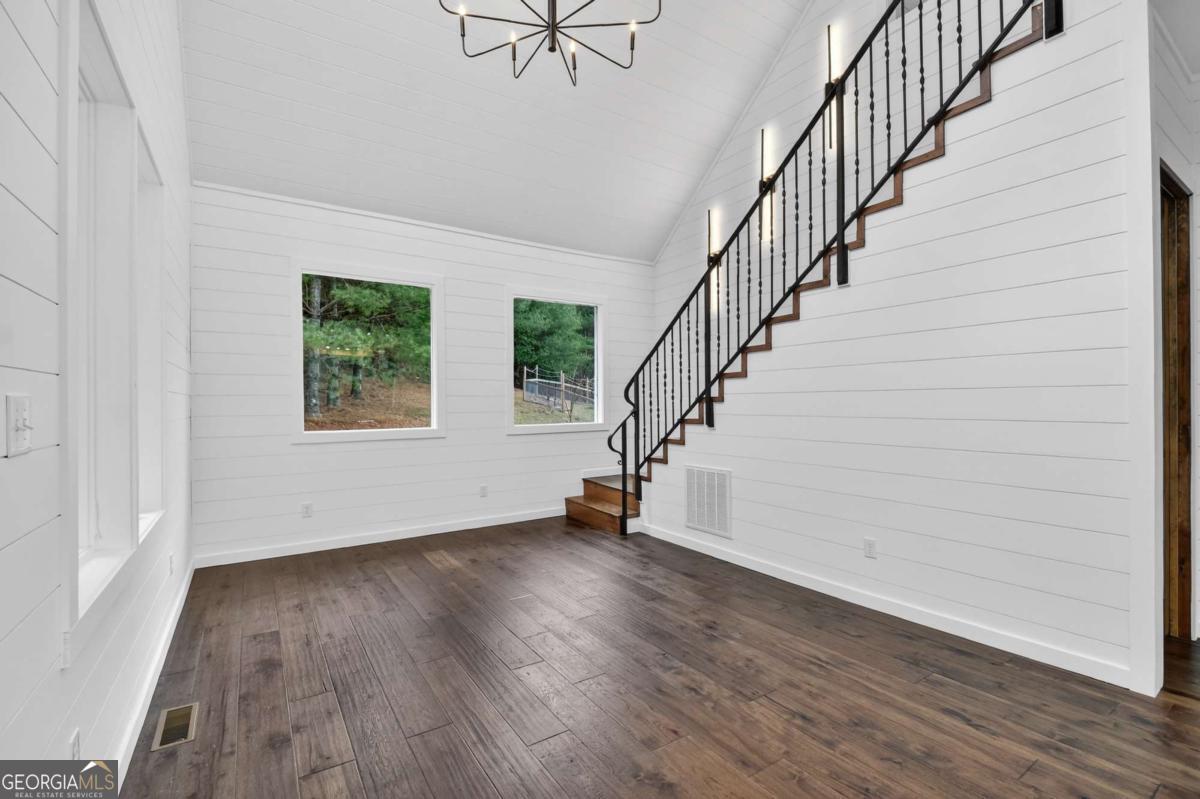 1772 River Road Mineral Bluff GA 30559