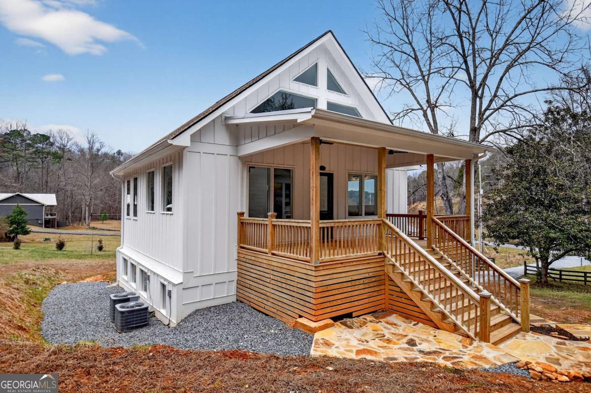 1772 River Road Mineral Bluff GA 30559