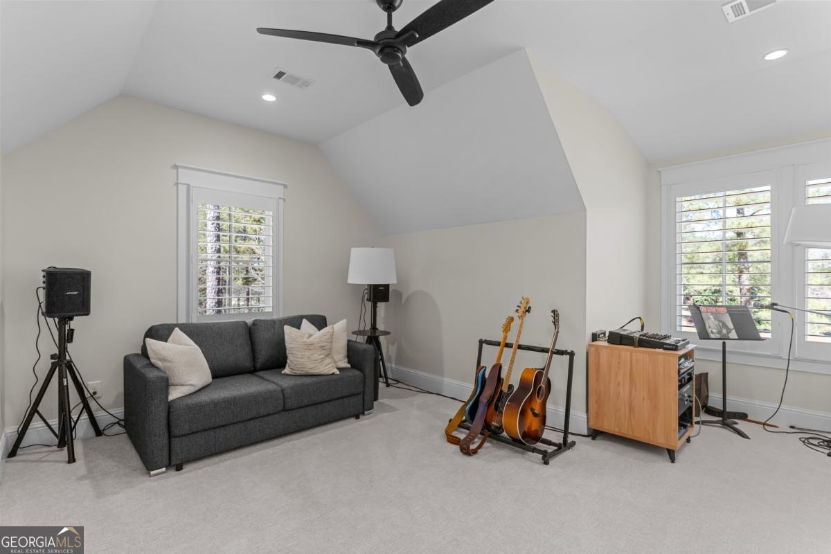 1130 Bachelors Run Greensboro GA 30642