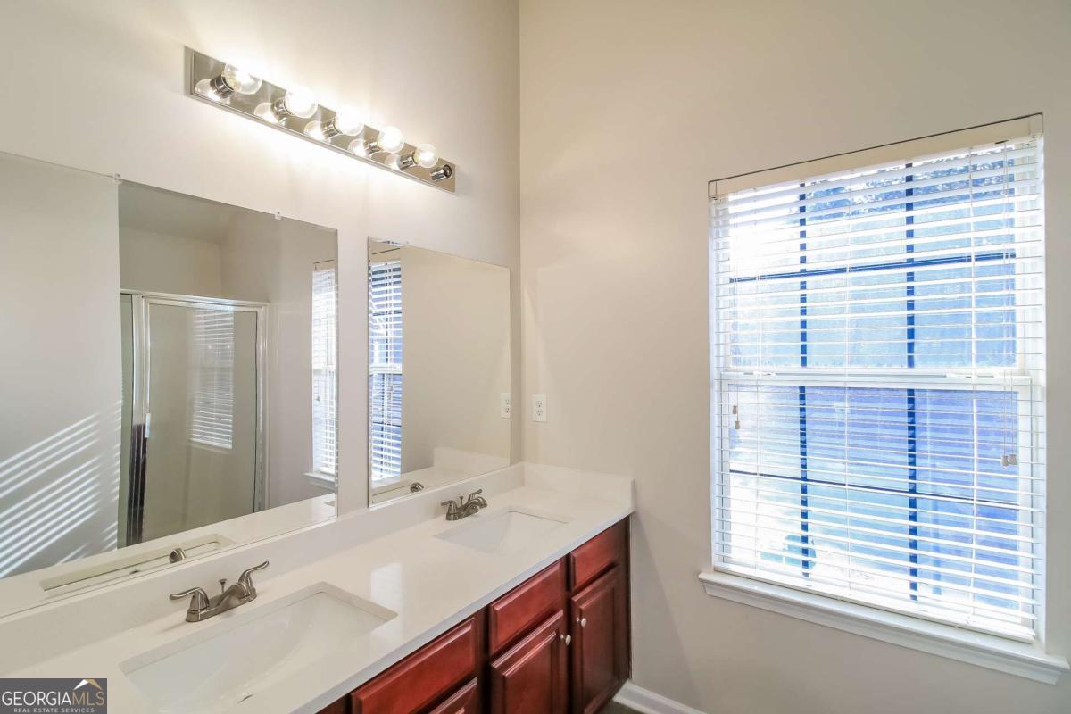 4504 Warren Mill Trail Ellenwood GA 30294